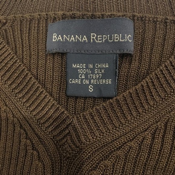 Combo: Banana Republic top, Anne Kline skirt Small - Picture 4 of 16